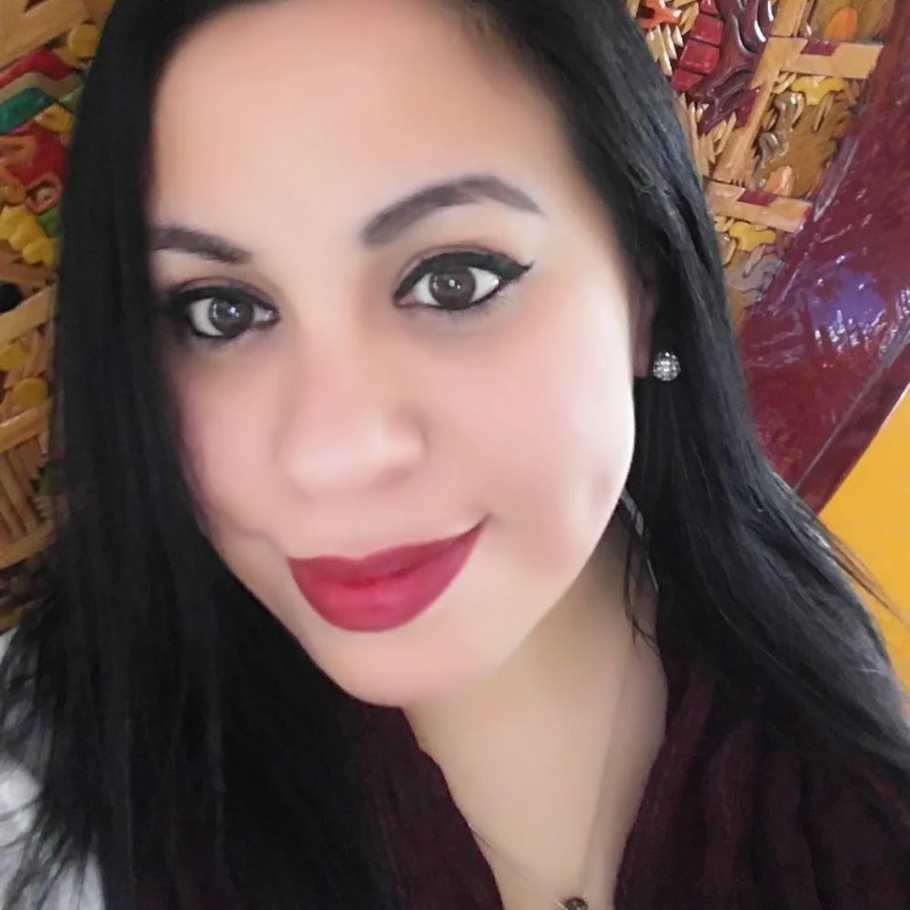 Meet your Posher, Maria